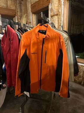 Free Tech Men's Orange Softshell Full Zip Outdoor Jacket XL